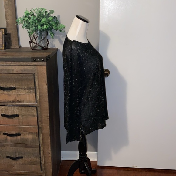 EILEEN FISHER
Organic Linen Metallic Mesh Tunic excellent like new condition XXS - Picture 6 of 12